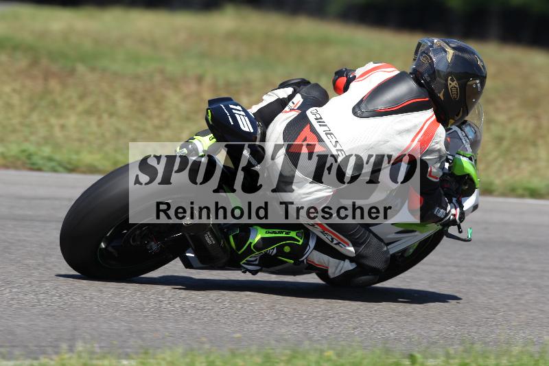 /Archiv-2022/35 05.07.2022 Speer Racing ADR/Gruppe rot/backside